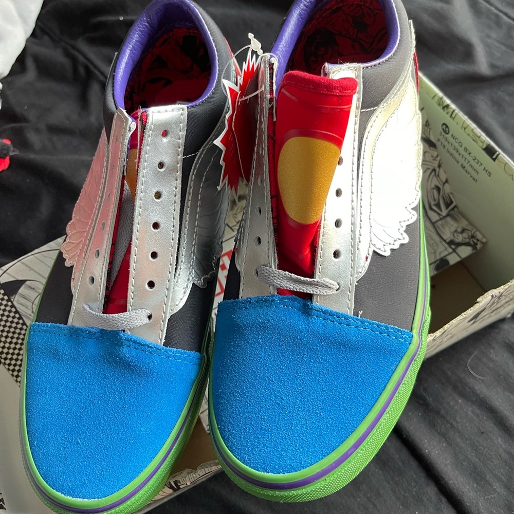 Marvel mix Old Skool Vans
